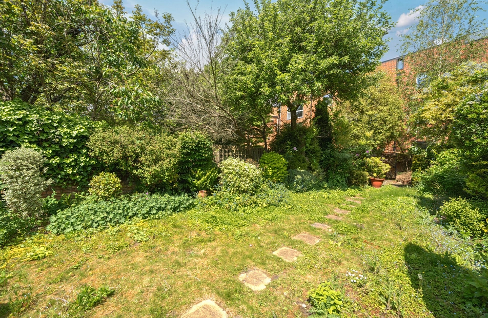 Colebrook Street, Winchester, Hampshire, SO23 - Charters