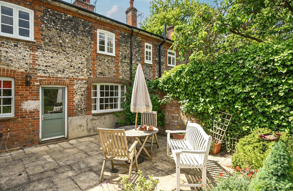 Colebrook Street, Winchester, Hampshire, SO23 - Charters