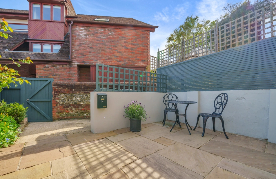 The Walk, Crowder Terrace, Winchester, Hampshire, SO22 - Charters