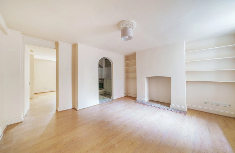 The Walk, Crowder Terrace, Winchester, Hampshire, SO22 - Charters