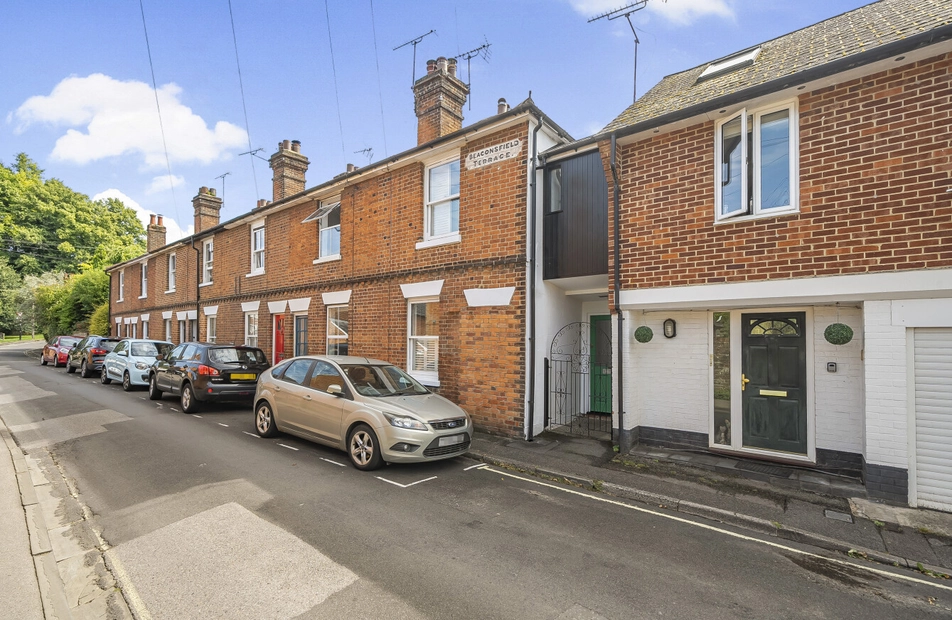 Wharf Hill, Winchester, Hampshire, SO23 - Charters