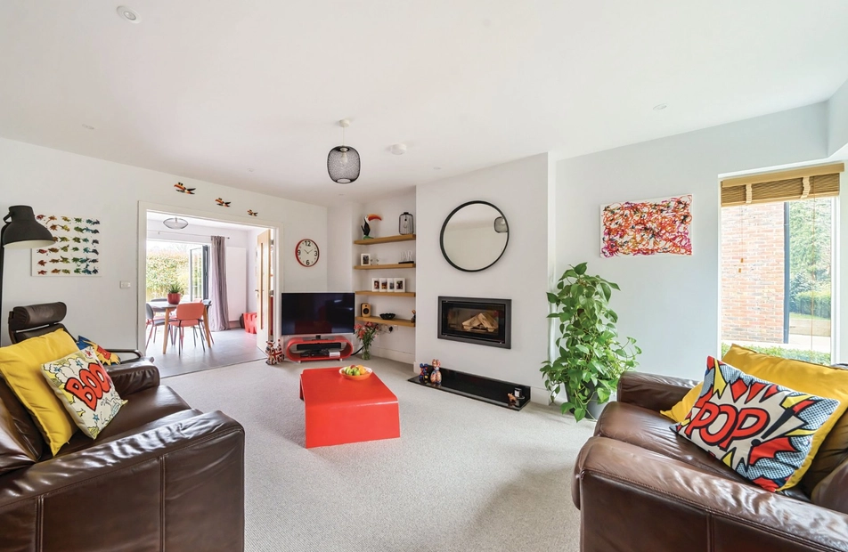 Complin Place, Winchester, Hampshire, SO22 - Charters