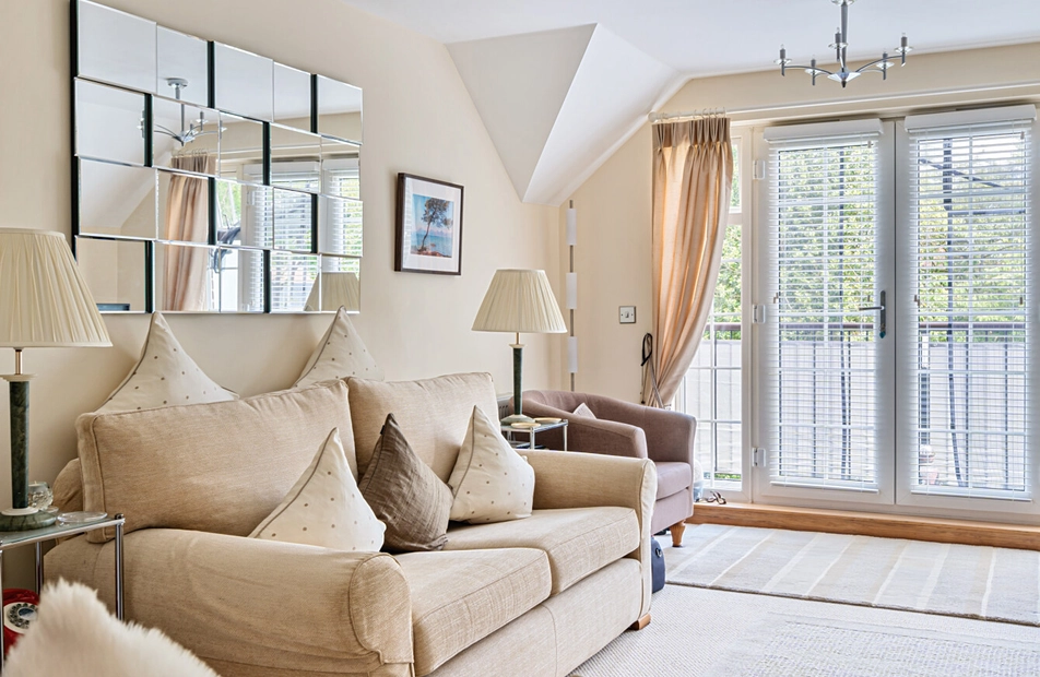 Chilbolton Avenue, Winchester, Hampshire, SO22 - Charters