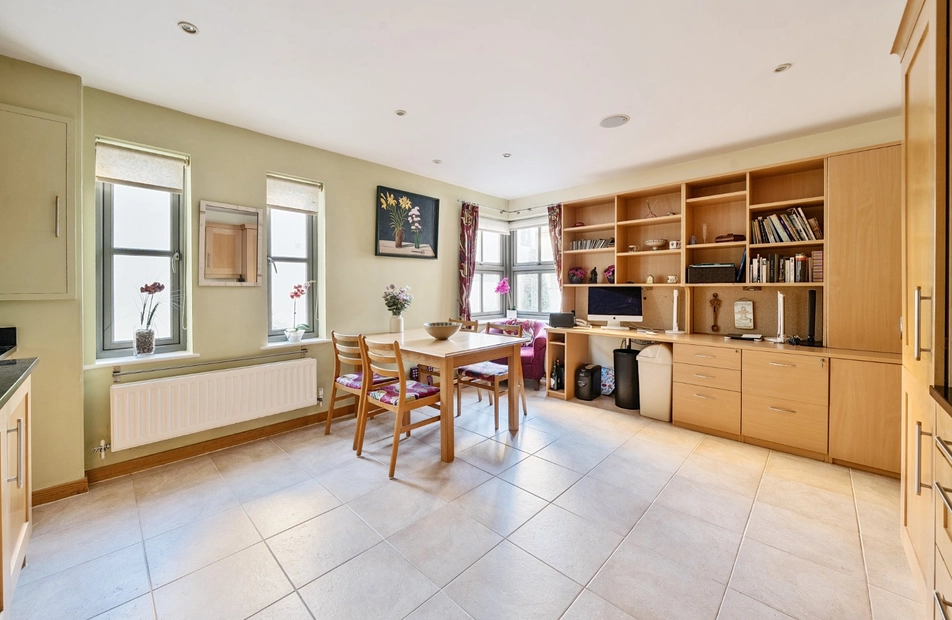 Hazel Court, Winchester, Hampshire, SO22 - Charters