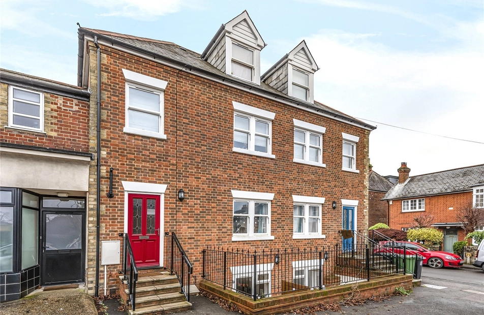 Western Road, Fulflood, Winchester, Hampshire, SO22 - Charters