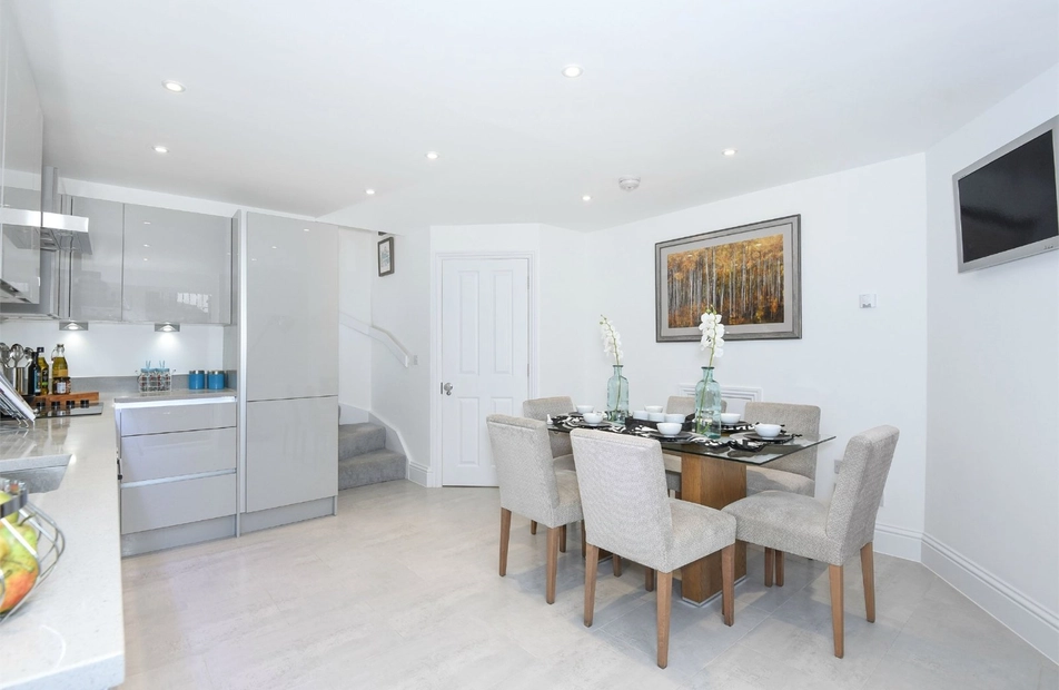 Western Road, Fulflood, Winchester, Hampshire, SO22 - Charters