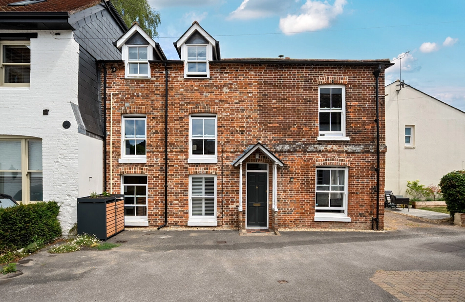 Parchment Street, Winchester, Hampshire, SO23 - Charters