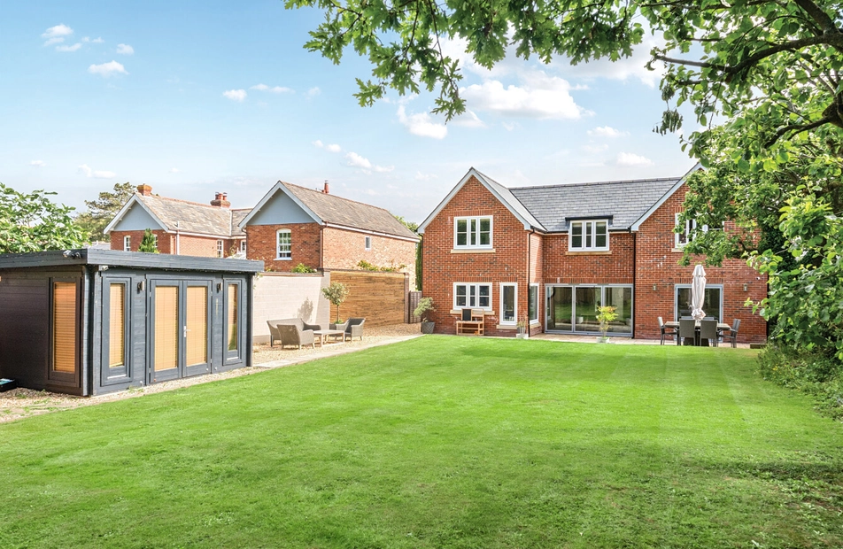 Station Road, Chilbolton, Stockbridge, Hampshire, SO20 - Charters