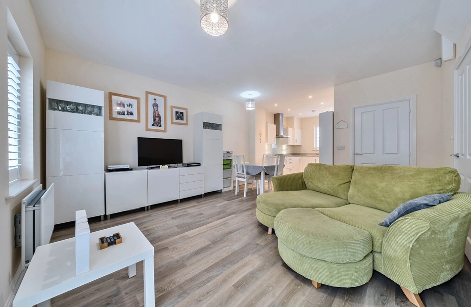 Pitt Road, Winchester, Hampshire, SO22 - Charters