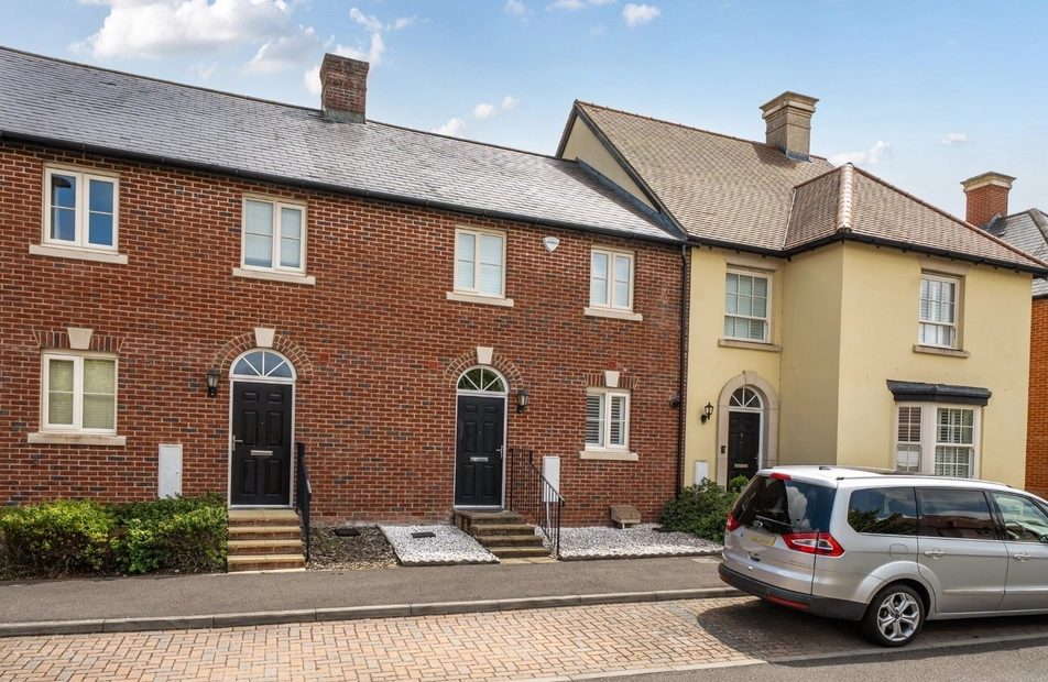 Pitt Road, Winchester, Hampshire, SO22 - Charters