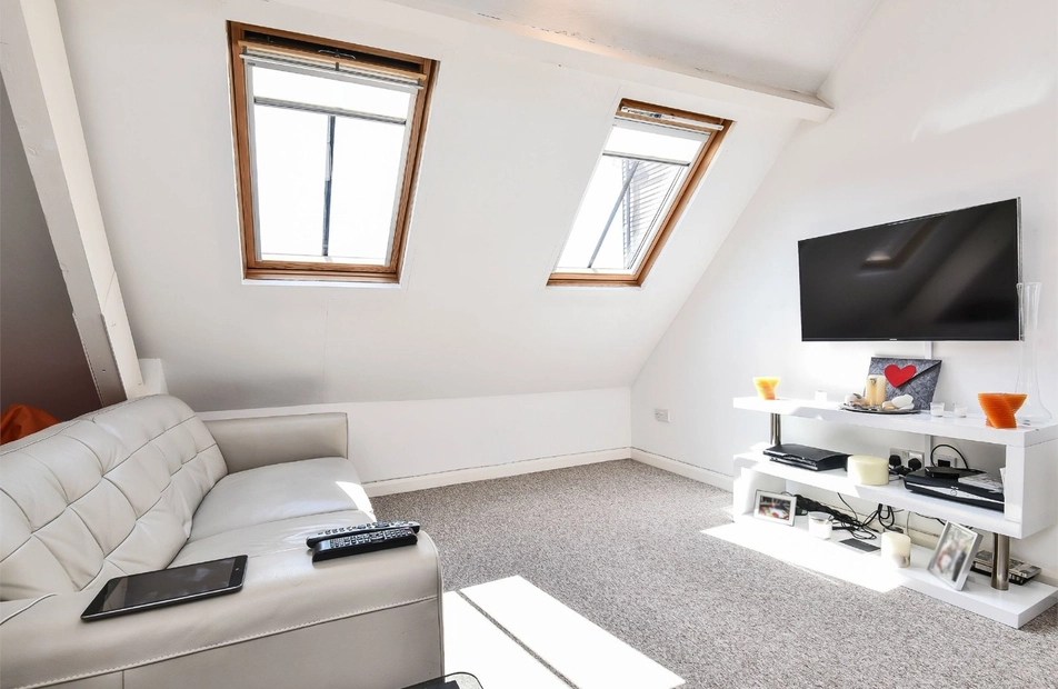 Wesley House, Parchment Street, Winchester, Hampshire, SO23 - Charters