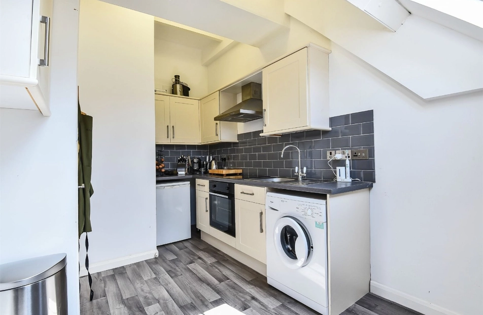 Wesley House, Parchment Street, Winchester, Hampshire, SO23 - Charters