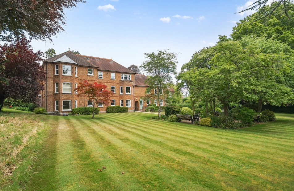 Mead Road, Winchester, Hampshire, SO23 - Charters