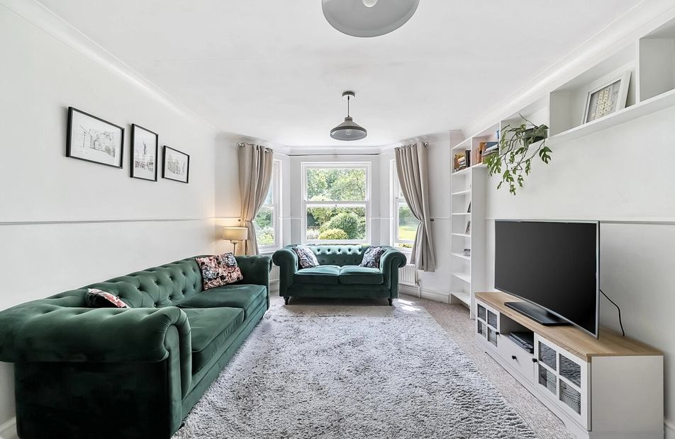Mead Road, Winchester, Hampshire, SO23 - Charters