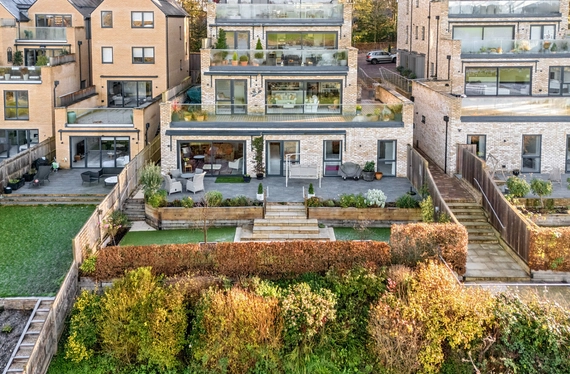 Chilbolton Avenue, Winchester, Hampshire, SO22 - Charters